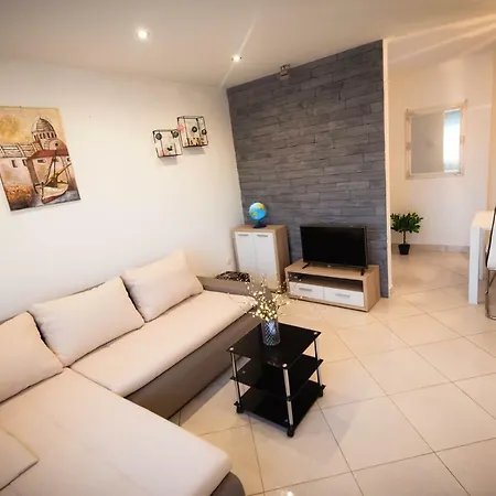 Apartment Nakic Sibenik